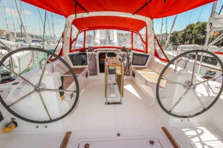 Oceanis 41.1 | Yacht Charter Croatia | Travelboat