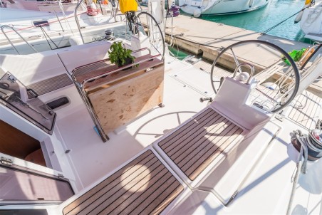 Beneteau Oceanis 41.1 | Yacht Charter Croatia | Travelboat