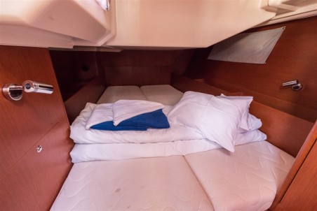 Beneteau Oceanis 41.1 | Yacht Charter Croatia | Travelboat