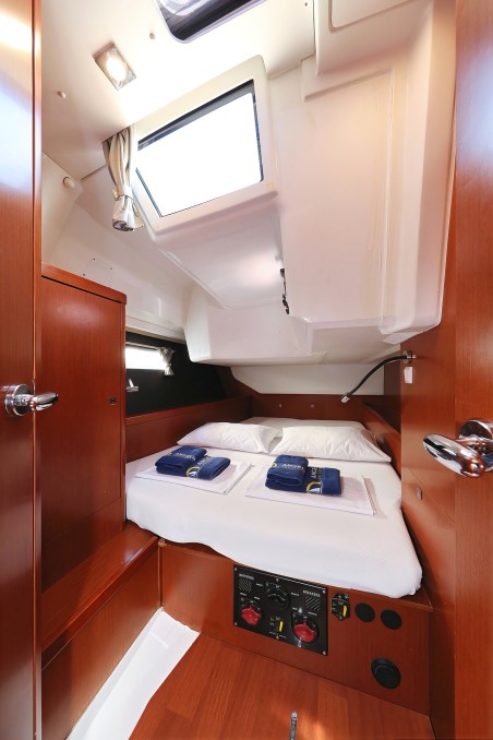 Beneteau Oceanis 45 - 4 cab. | Yacht Charter Croatia | Travelboat