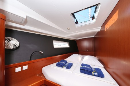 Beneteau Oceanis 45 - 4 cab. | Yacht Charter Croatia | Travelboat