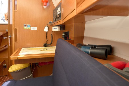 Bavaria Yachtbau Bavaria Cruiser 37 - 3 cab. Toni