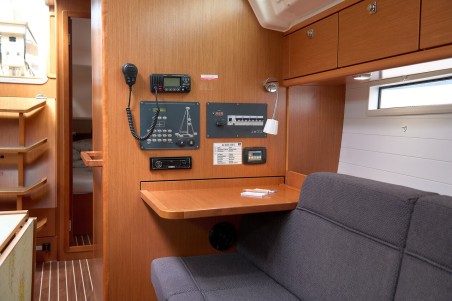 Bavaria Yachtbau Bavaria Cruiser 37 - 3 cab. Toni