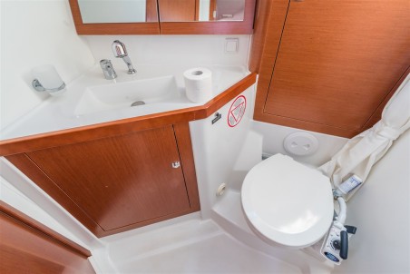 Oceanis 45 - 4 cab. | Yacht Charter Croatia | Travelboat