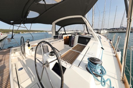 Oceanis 45 - 4 cab. | Yacht Charter Croatia | Travelboat