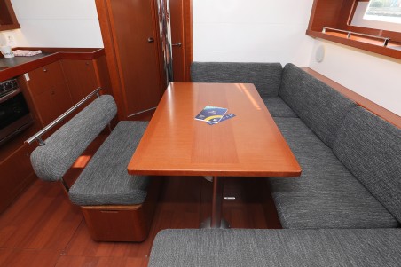 Oceanis 45 - 4 cab. | Yacht Charter Croatia | Travelboat