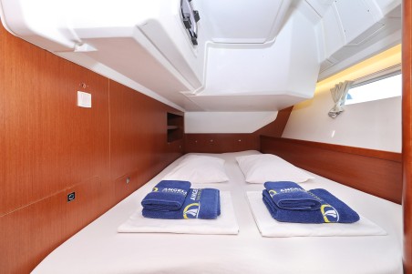 Oceanis 45 - 4 cab. | Yacht Charter Croatia | Travelboat