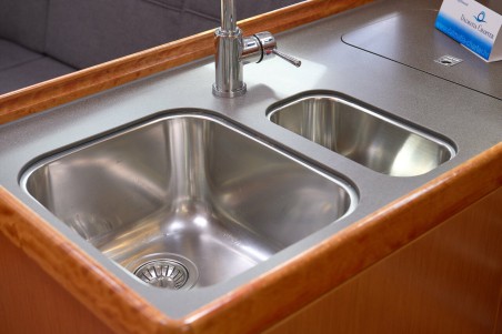 Bavaria Yachtbau Bavaria Cruiser 37 - 3 cab. Toni