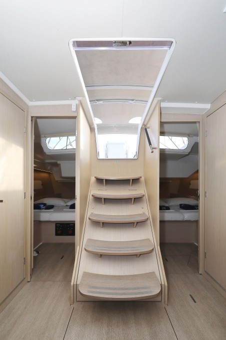 Oceanis 46.1 - 3 cab. | Yacht Charter Croatia | Travelboat