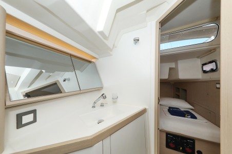 Oceanis 46.1 - 4 cab. | Yacht Charter Croatia | Travelboat