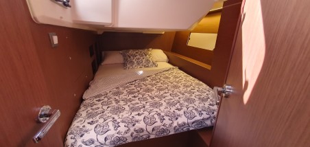 Beneteau Oceanis 46.1 | Yacht Charter Croatia | Travelboat