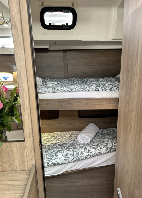 Oceanis 47 - 5 cab. | Yacht Charter Croatia | Travelboat