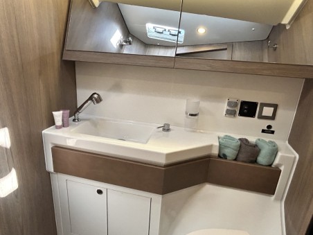 Oceanis 47 - 5 cab. | Yacht Charter Croatia | Travelboat