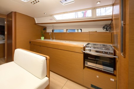 Jeanneau Sun Odyssey 479 - 4 cab. Pina