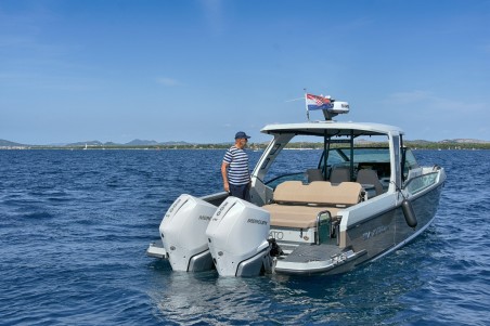 Saxdor 320 GTO | Yacht Charter Croatia | Travelboat