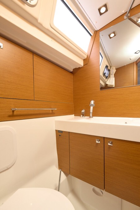 Jeanneau Sun Odyssey 479 - 4 cab. Pina