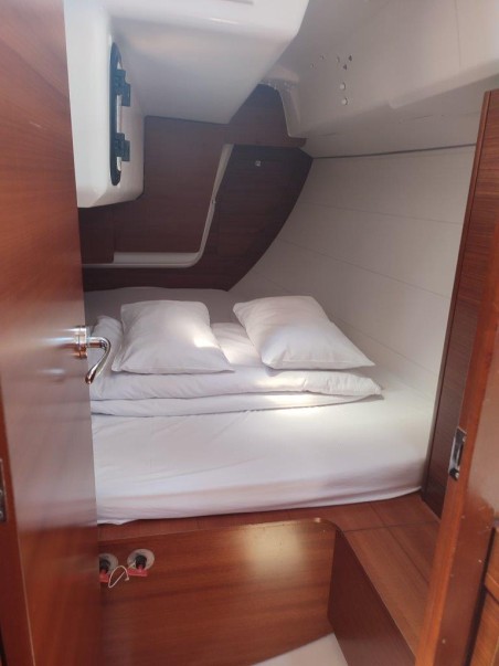 Dufour Yachts Dufour 350 GL Spinaker