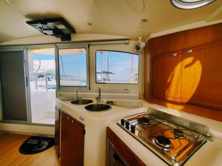 Fountaine Pajot Lavezzi 40 Sampei