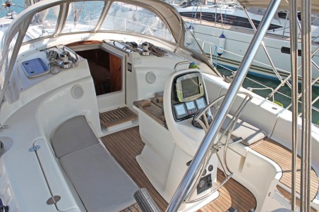 Bavaria Yachtbau Bavaria 39 Cruiser Ira