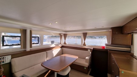 Lagoon-Bénéteau Lagoon 450 F - 4 + 2 cab. Samogon