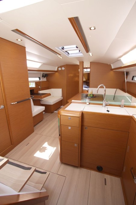 Jeanneau Sun Odyssey 449 Kronos