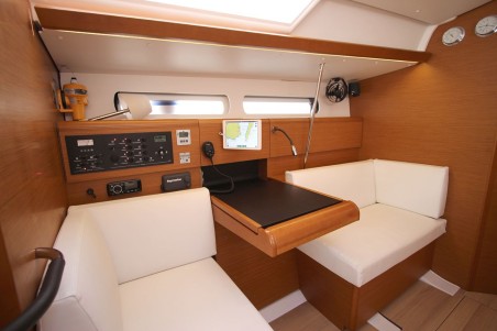 Jeanneau Sun Odyssey 449 Kronos