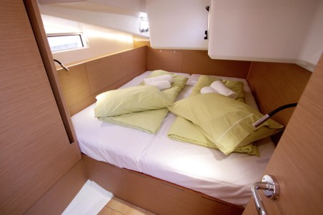 Jeanneau Sun Odyssey 490 - 5 cab. Menelaos