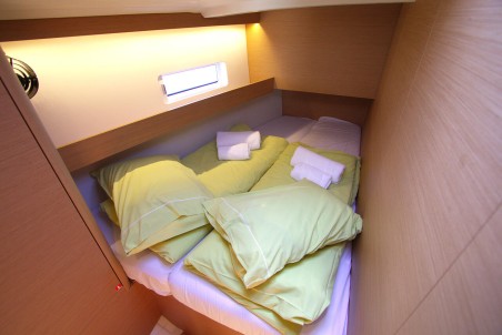 Jeanneau Sun Odyssey 490 - 5 cab. Menelaos