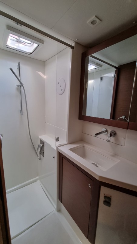 Lagoon-Bénéteau Lagoon 450 F - 4 + 2 cab. Samogon