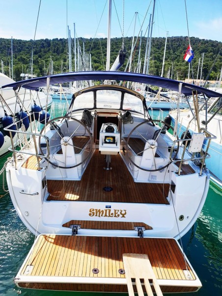 Bavaria Yachtbau Bavaria Cruiser 37 - 3 cab. Smiley