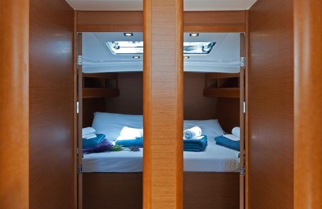 Jeanneau Sun Odyssey 469 South Kiss