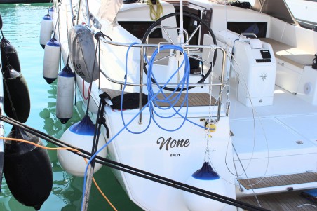 Jeanneau Sun Odyssey 490 - 4 + 1 cab. None