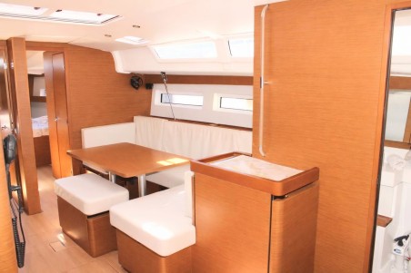 Jeanneau Sun Odyssey 490 - 4 + 1 cab. None