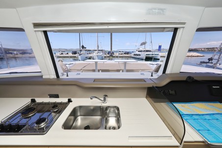 Catana Group Bali 4.1 - 4 + 1 cab. Wendy