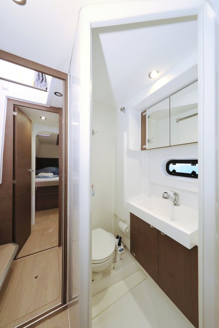 Catana Group Bali 4.1 - 4 cab. Avaler