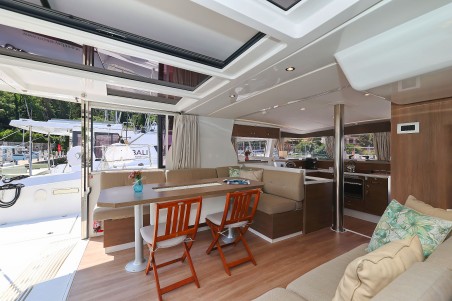 Catana Group Bali 4.2 - 4 + 1 cab. Aglaia