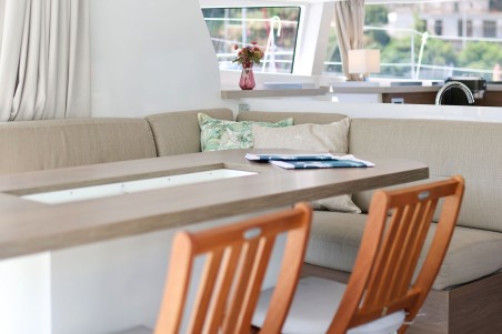 Catana Group Bali 4.2 - 4 + 1 cab. Aglaia