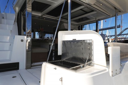 Catana Group Bali 4.2 - 4 + 1 cab. Agma