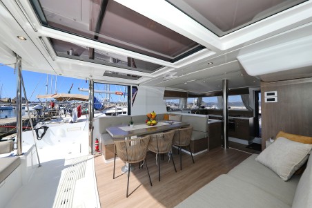 Catana Group Bali 4.2 - 4 + 1 cab. Altair