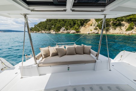 Catana Group Bali 4.2 - 4 + 1 cab. Au Soleil