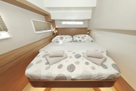 Catana Group Bali 4.2 - 4 + 1 cab. Au Soleil