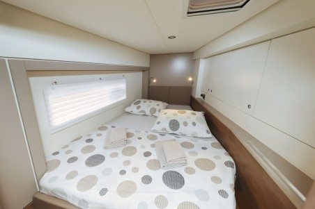 Catana Group Bali 4.2 - 4 + 1 cab. Bellatrix
