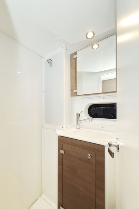 Catana Group Bali 4.2 - 4 + 1 cab. Bellatrix