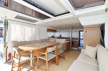 Catana Group Bali 4.2 - 4 + 1 cab. Charmant