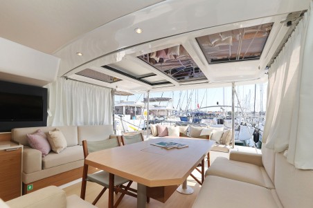 Catana Group Bali 4.2 - 4 + 1 cab. Charmant