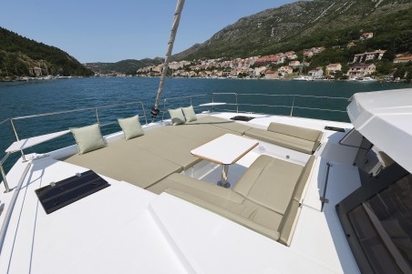 Catana Group Bali 4.2 - 4 + 1 cab. Chèrie