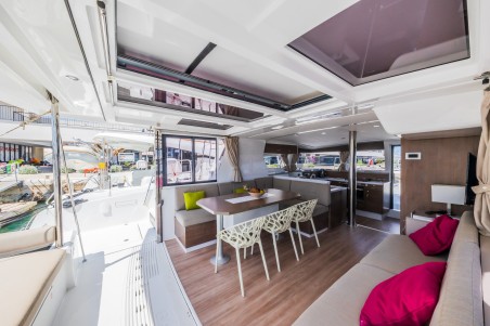 Catana Group Bali 4.2 - 4 + 1 cab. Liesbeth