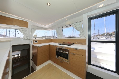 Catana Group Bali 4.2 Ema