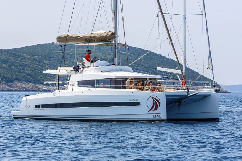 Catana Group Bali 4.3 - 4 + 2 cab. Summer Loft