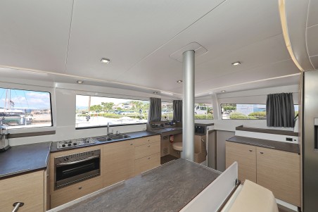 Catana Group Bali 4.3 - 4 + 2 cab. Summer Loft